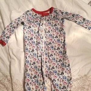 EUC Vinyard Vines Christmas Whale Footed Onsie